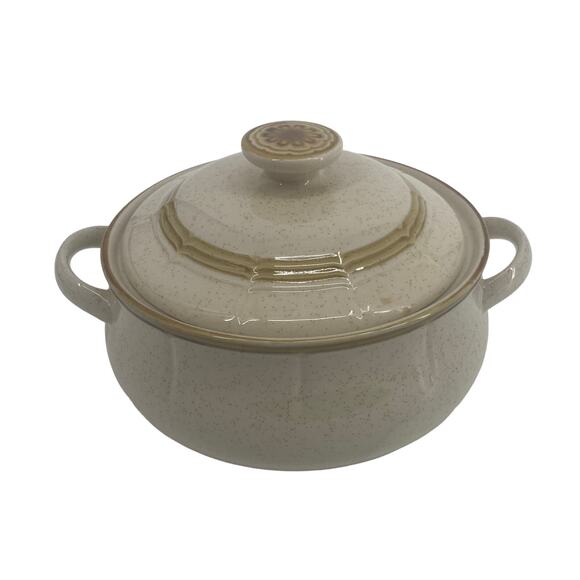 Vintage Bean Pot Crown Manor Floral Garden Casserole Stoneware Lid Serving Japan - Picture 1 of 7